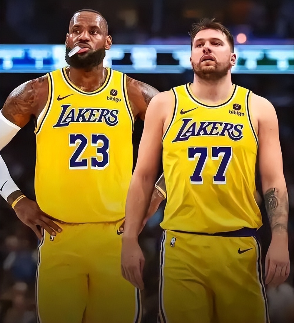 亚冬会八区,体育场,历史与现代,彩5彩票,彩票平台,高频彩票,在线投注,彩票分析