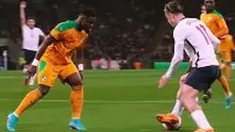 伊尼戈西甲战至400场；埃里克巴萨百战庆功115